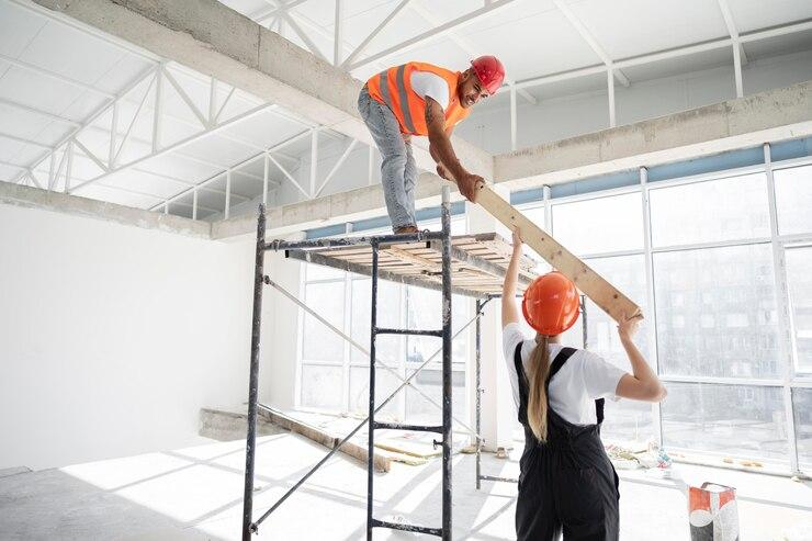 Benefícios econômicos do aluguel de andaimes para obras residenciais