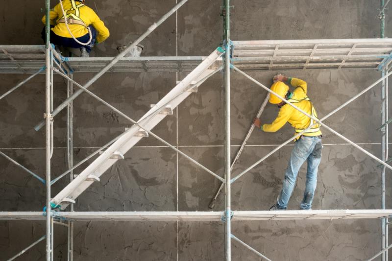 Andaime suspenso é a solução ideal para segurança e eficiência em obras e reformas